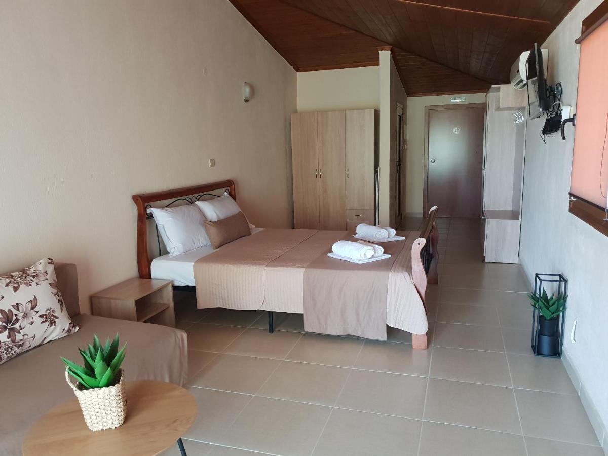 Helios Hotel Stavros  Luaran gambar